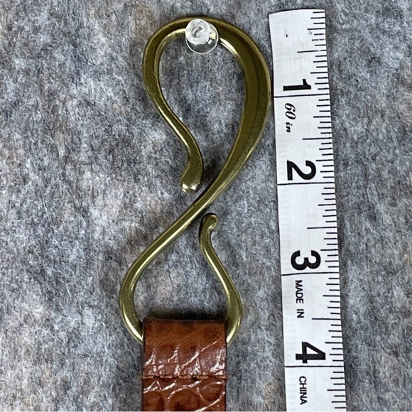 Coldwater Creek Brown Embossed Leather Gold Tone Hook Buckle Adjustable Belt S/M - Picture 9 of 12